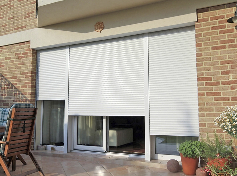 На двери в Красногвардейском